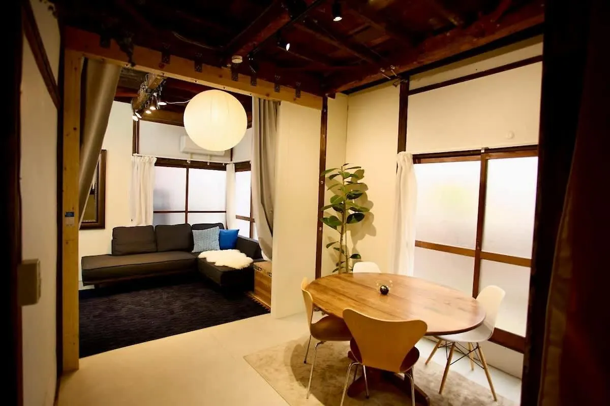 Historic House In Sangenjaya - Central Tokyo Stay